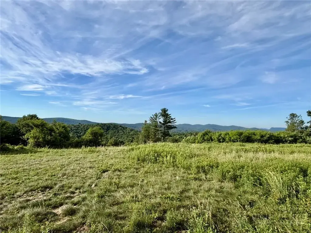 Tbd Crestwood Circle, Newland