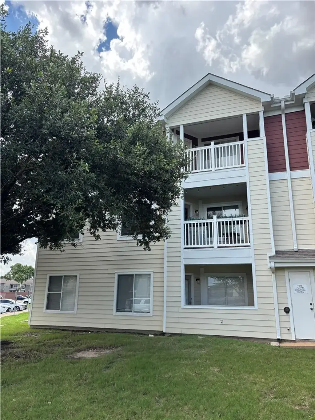 515 Southwest Parkway 103, College Station
