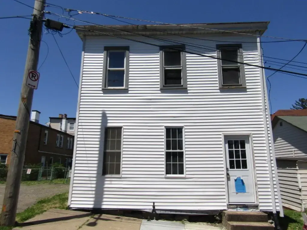 2125 Jonquil Way, Arlington