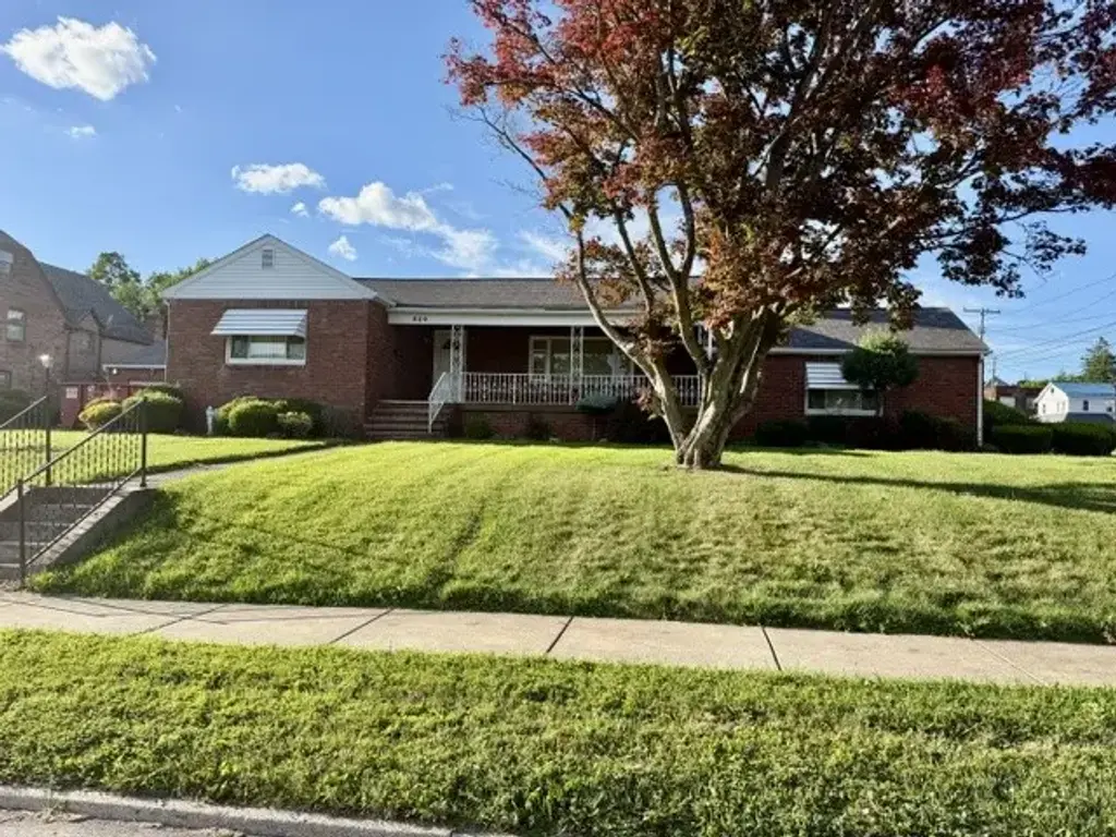319 Sumner Avenue , New Castle