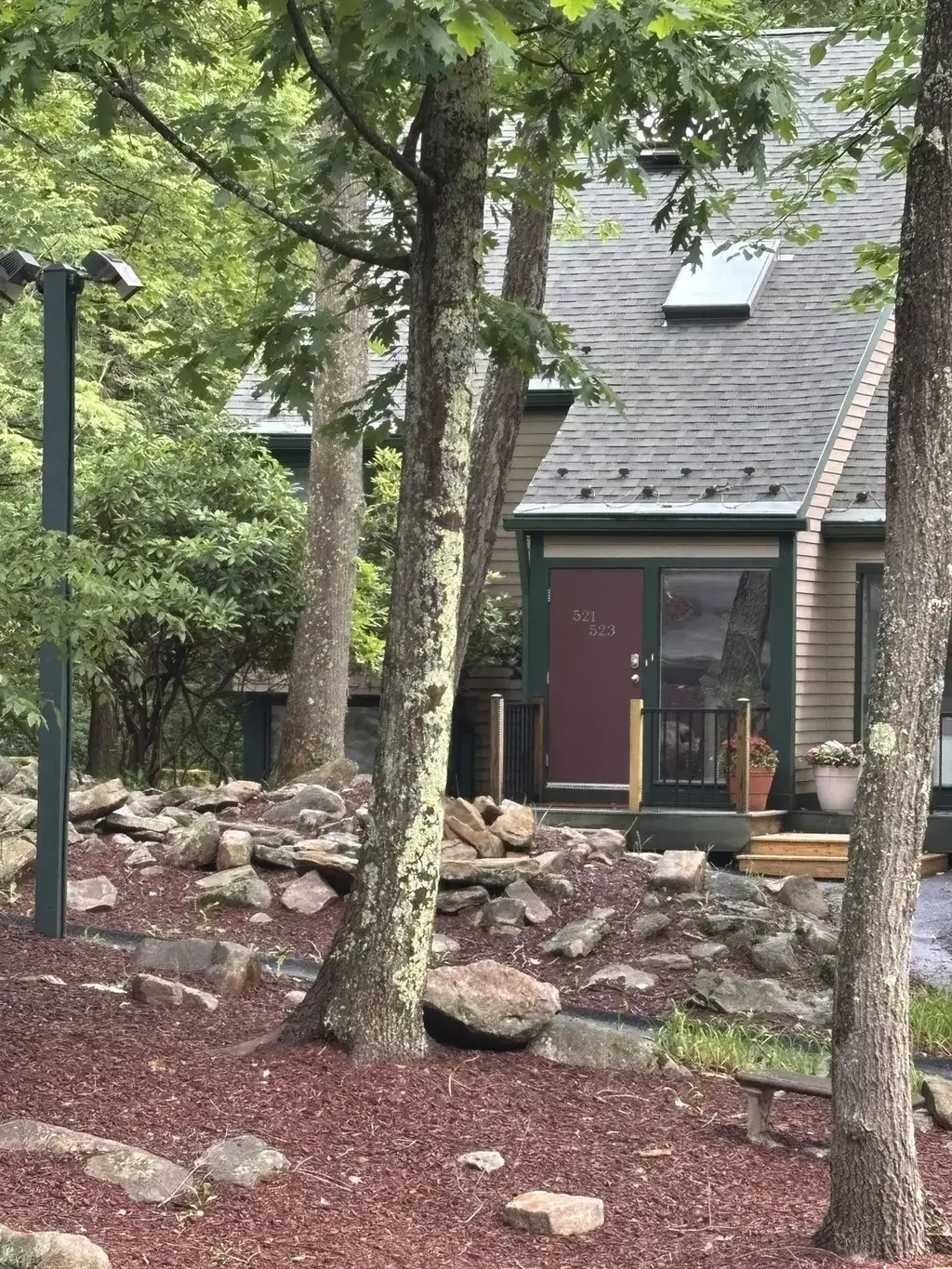 523 Laurel Pond, Farmington