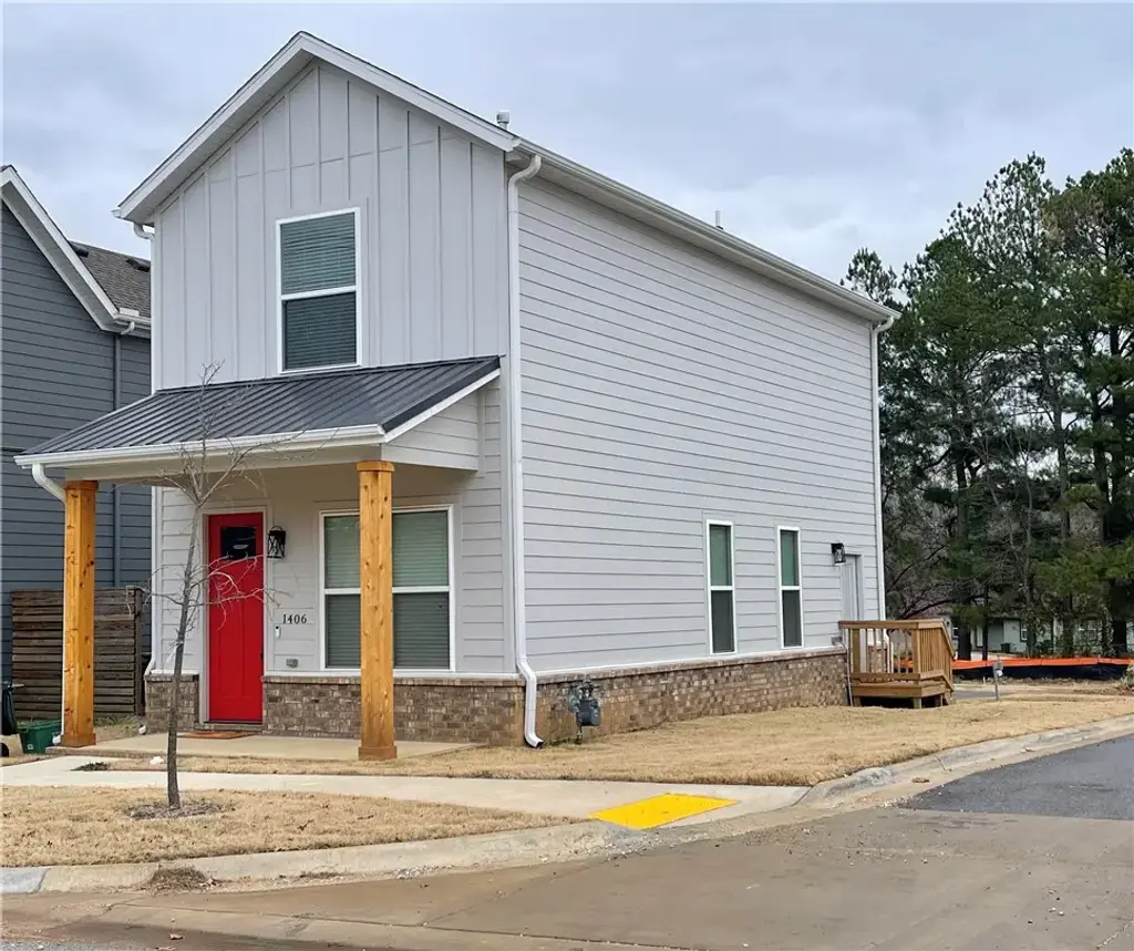 1406 S Duncan Avenue, Fayetteville
