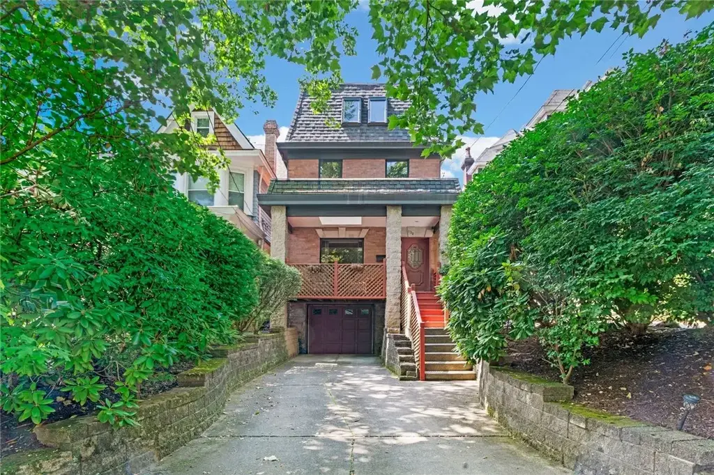 130 Lincoln Avenue , Edgewood