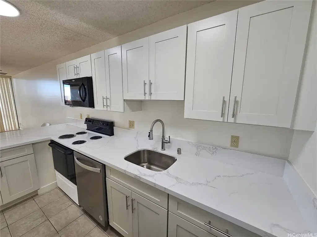 (unit #1916) 98-402 Koauka Loop, Aiea
