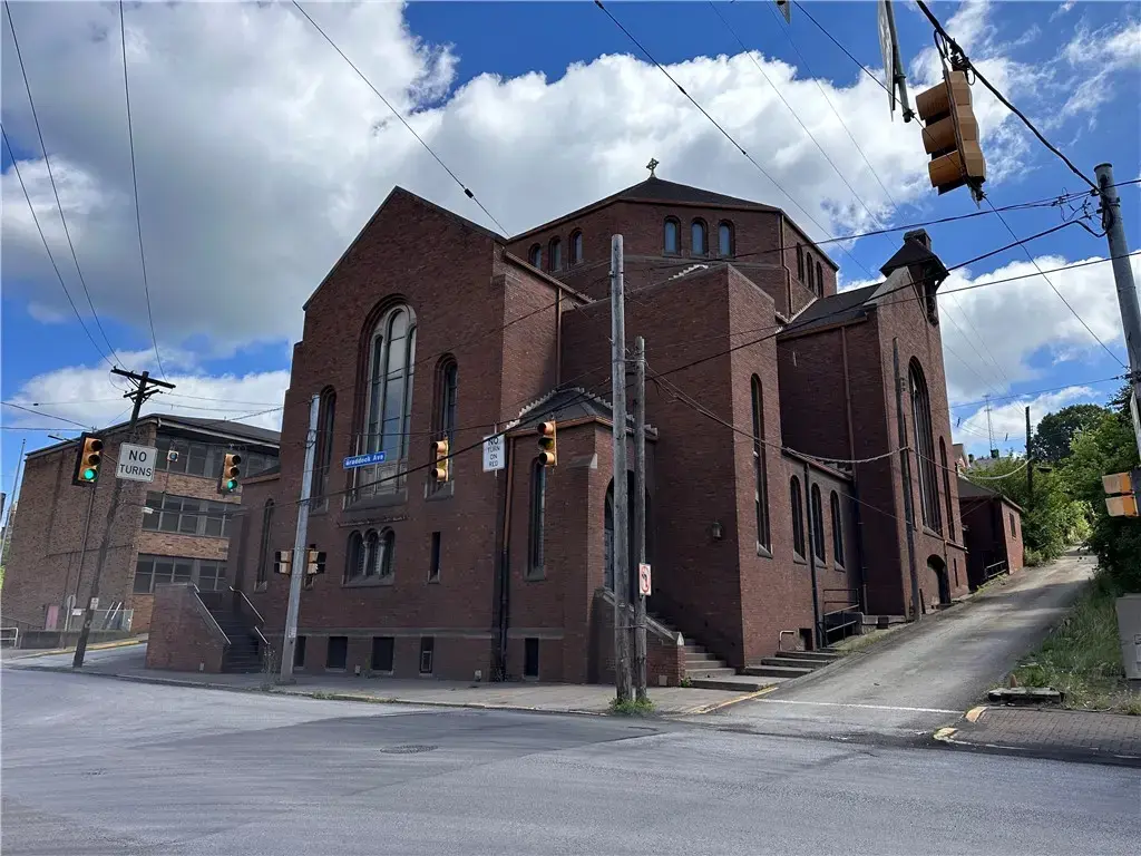 1101 Braddock Avenue , Braddock