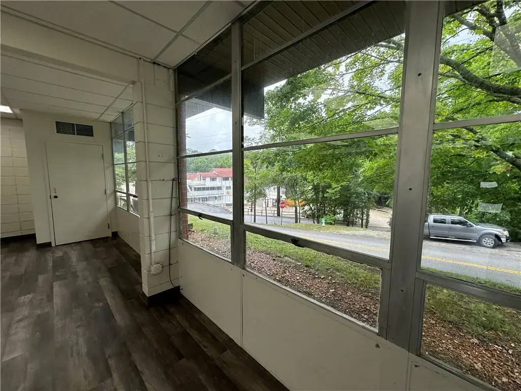 44 Kingshighway A, Eureka Springs