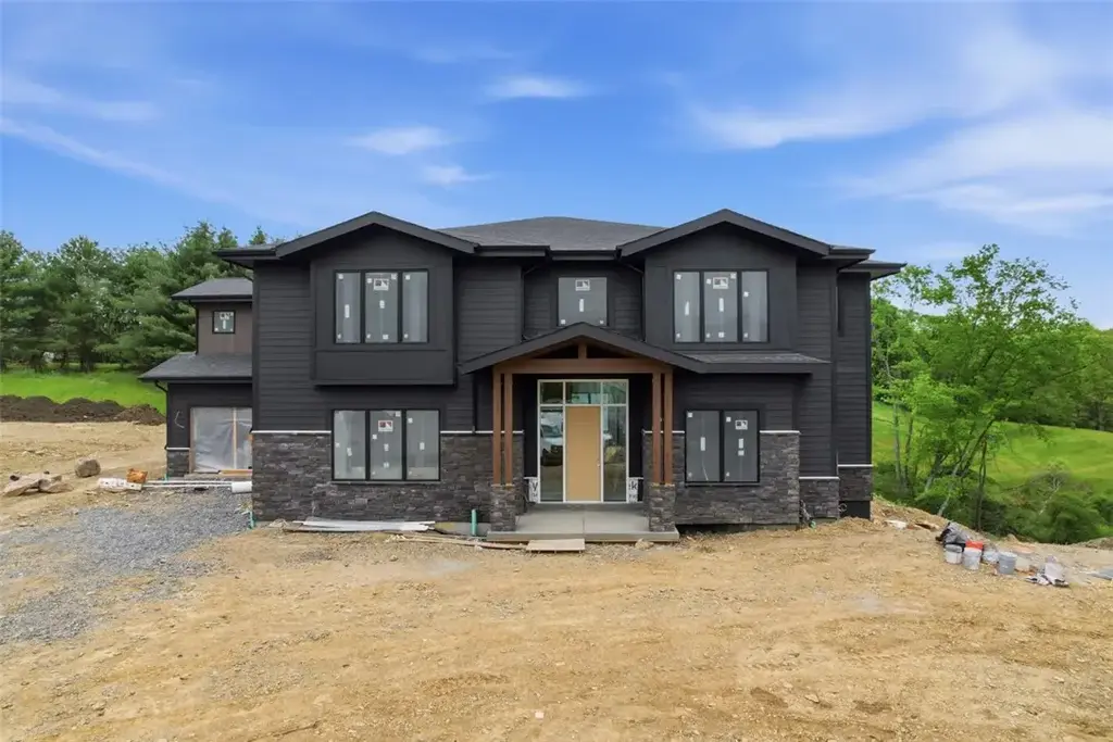 2397 Leonard Lane, Hampton