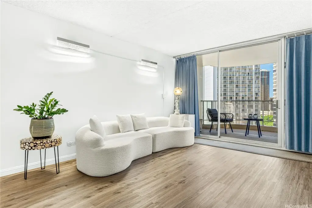 (unit #1512) 469 Ena Road, Honolulu
