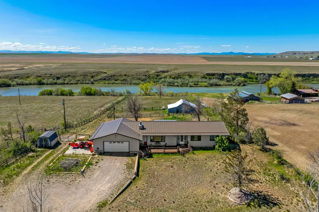 198 Sun Prairie Road, Great Falls