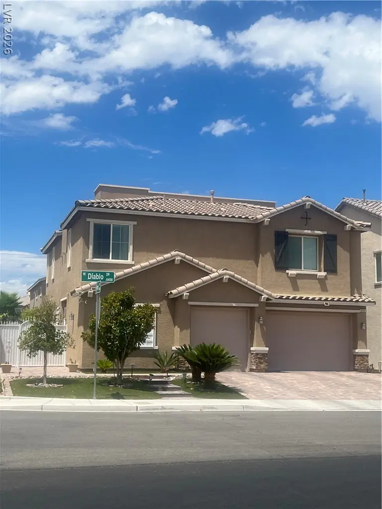Photo of Listing #2794469