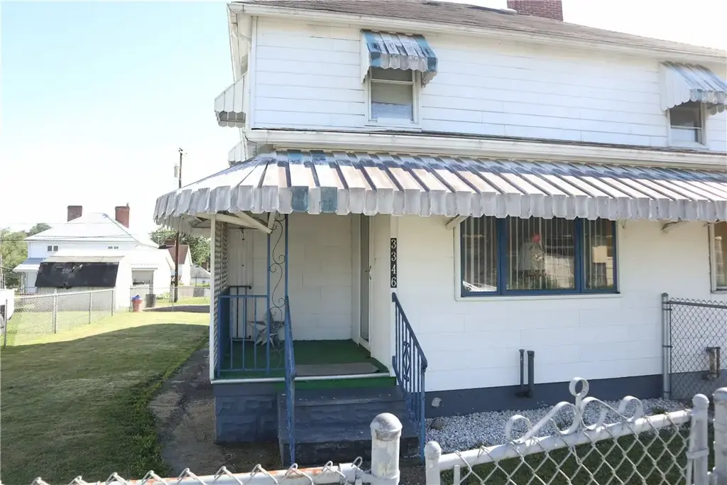 3346 3rd Street , Redstone