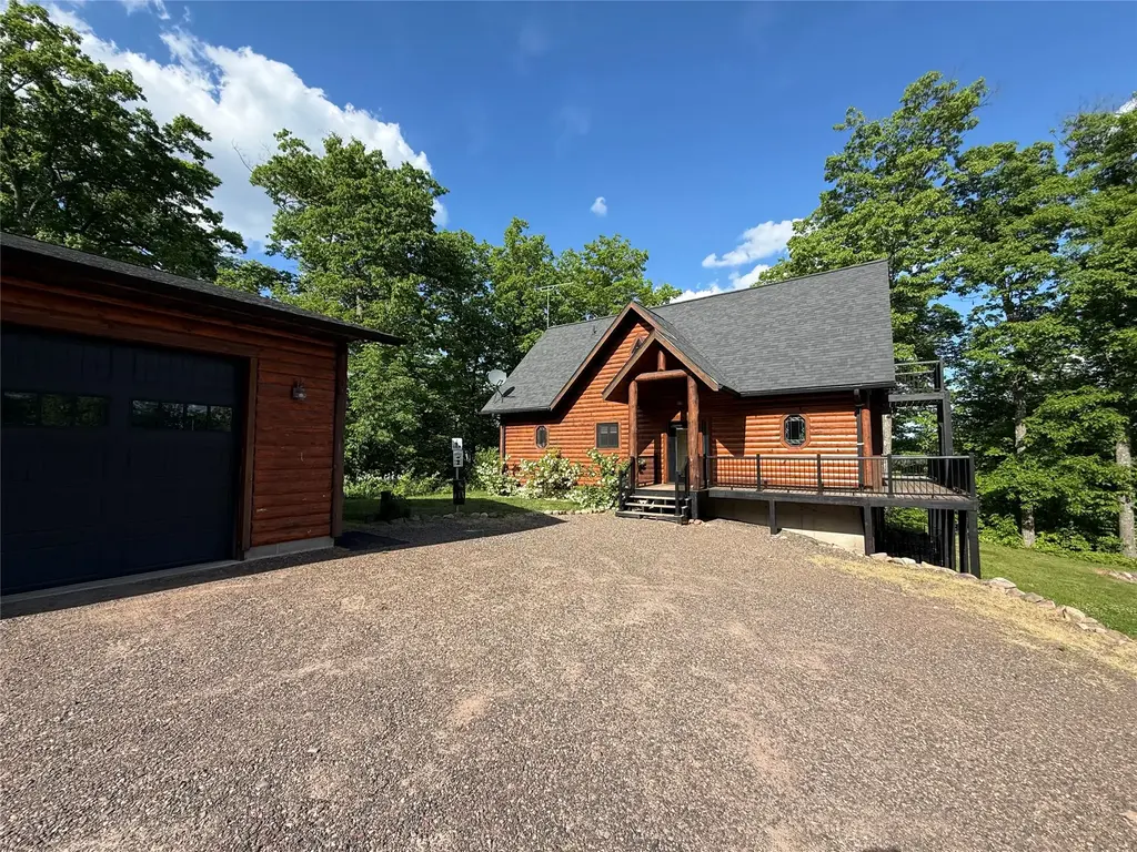 3891 N County Highway F, Stone Lake