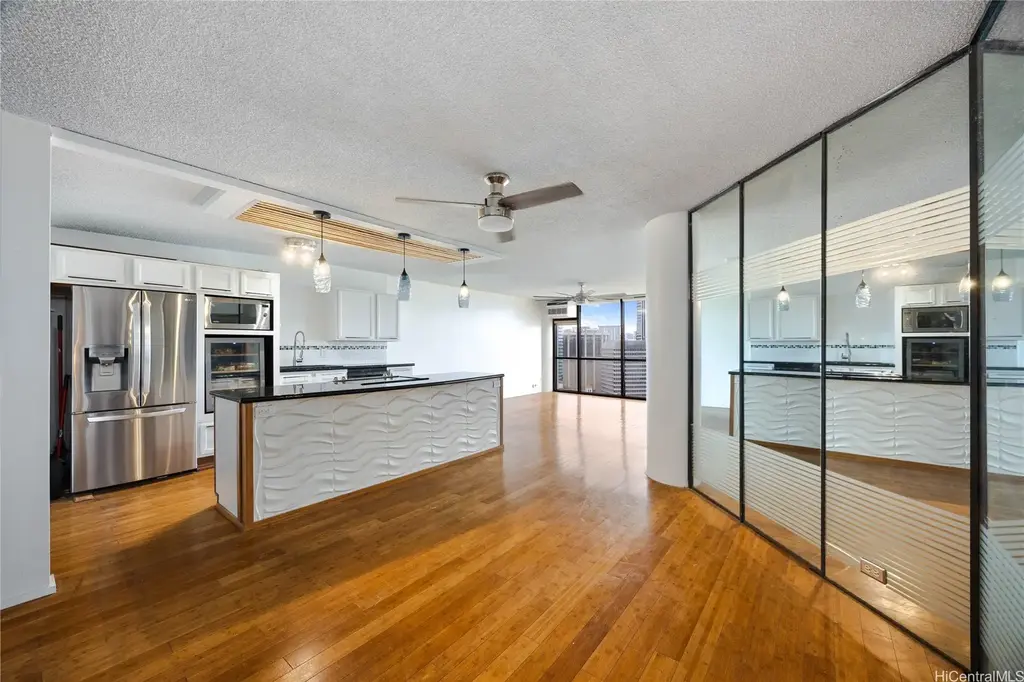 (unit #2201) 60 N Beretania Street, Honolulu