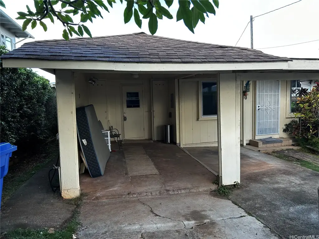 1957 Wilhelmina Rise # Front, Honolulu