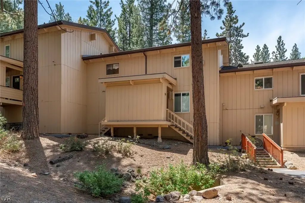 321 Ski Way # 92, Incline Village
