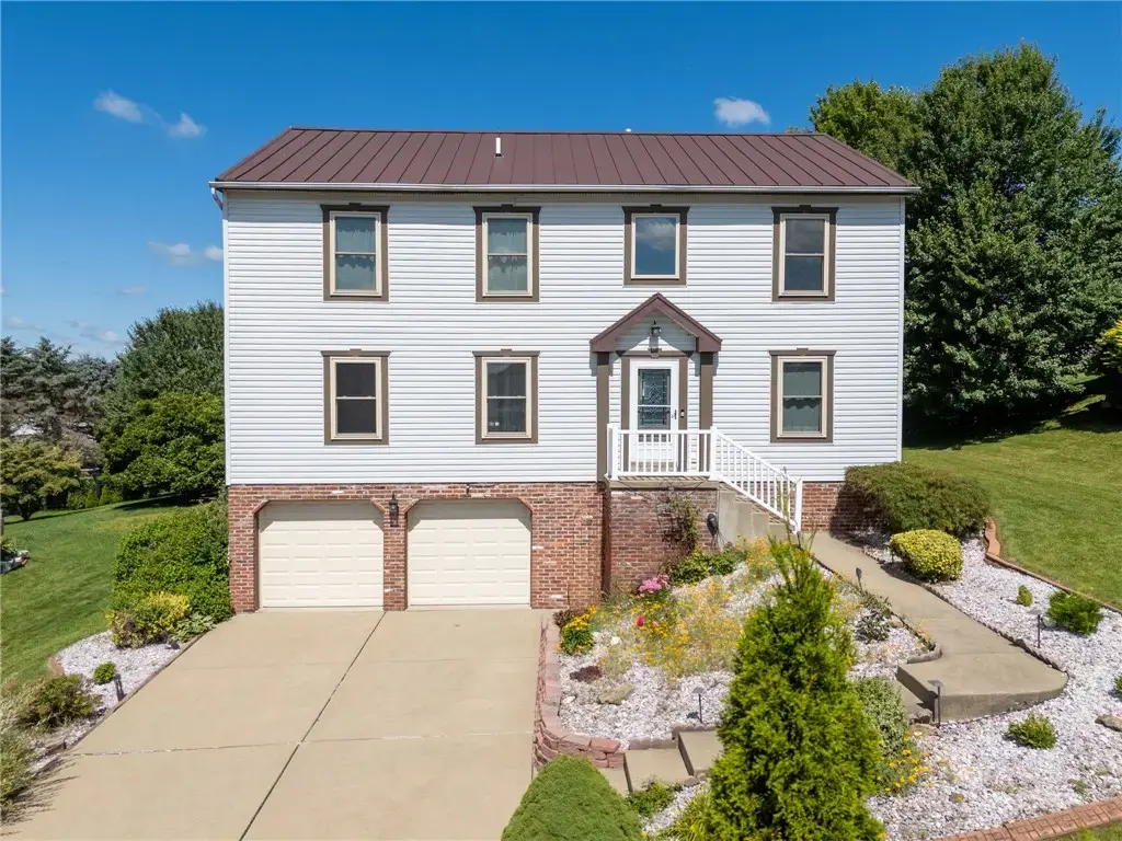 1342 Morgan Circle , North Strabane