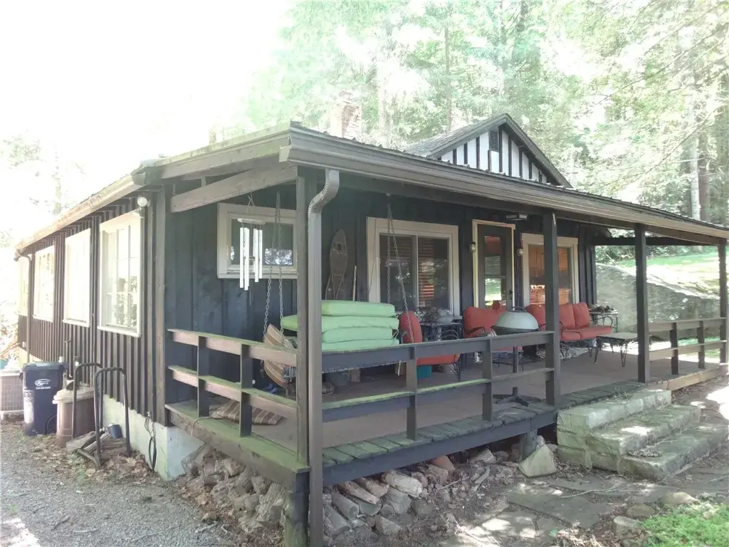 105 Chrisnell Road, Wharton