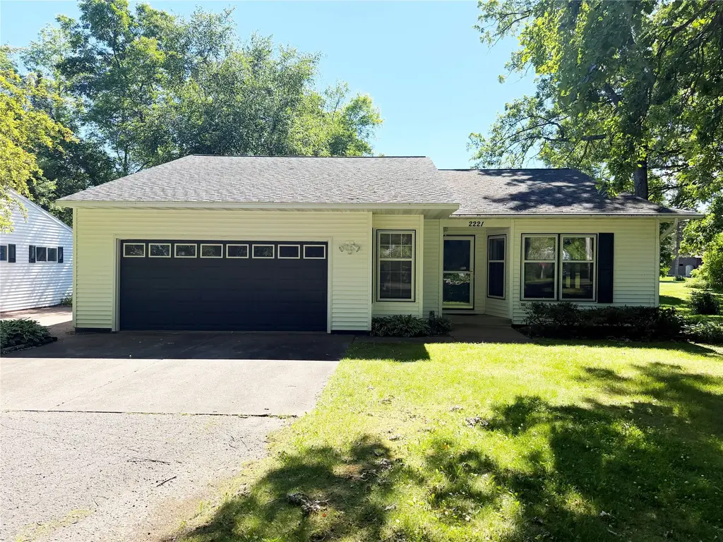 2221 21st Street, Rice Lake