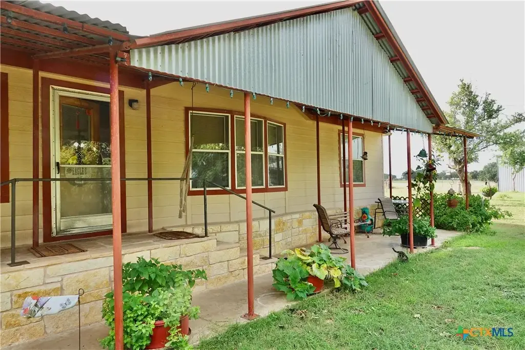 170 County Road 505, Goldthwaite