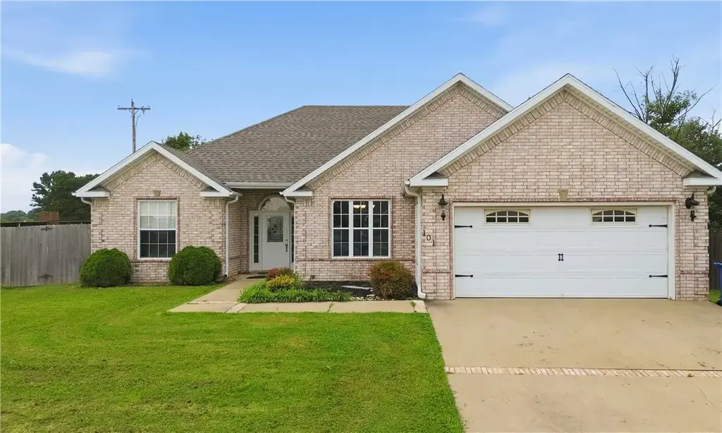 101 Blair Circle, Pea Ridge