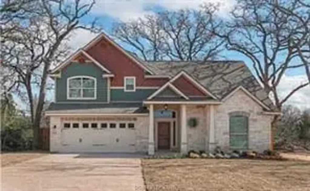 8209 Raintree Drive, College Station