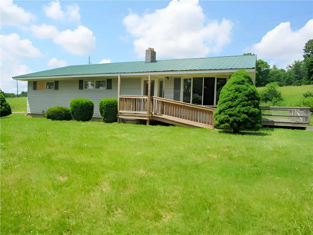 601 Rager Road, Cherry Tree