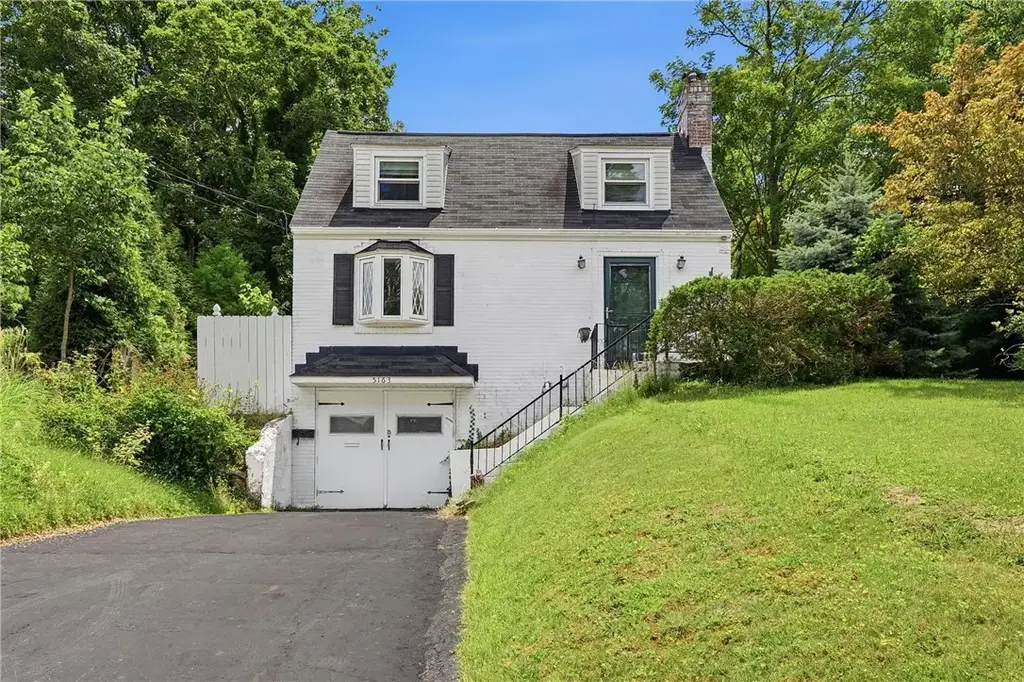 5163 Baptist Road , Whitehall