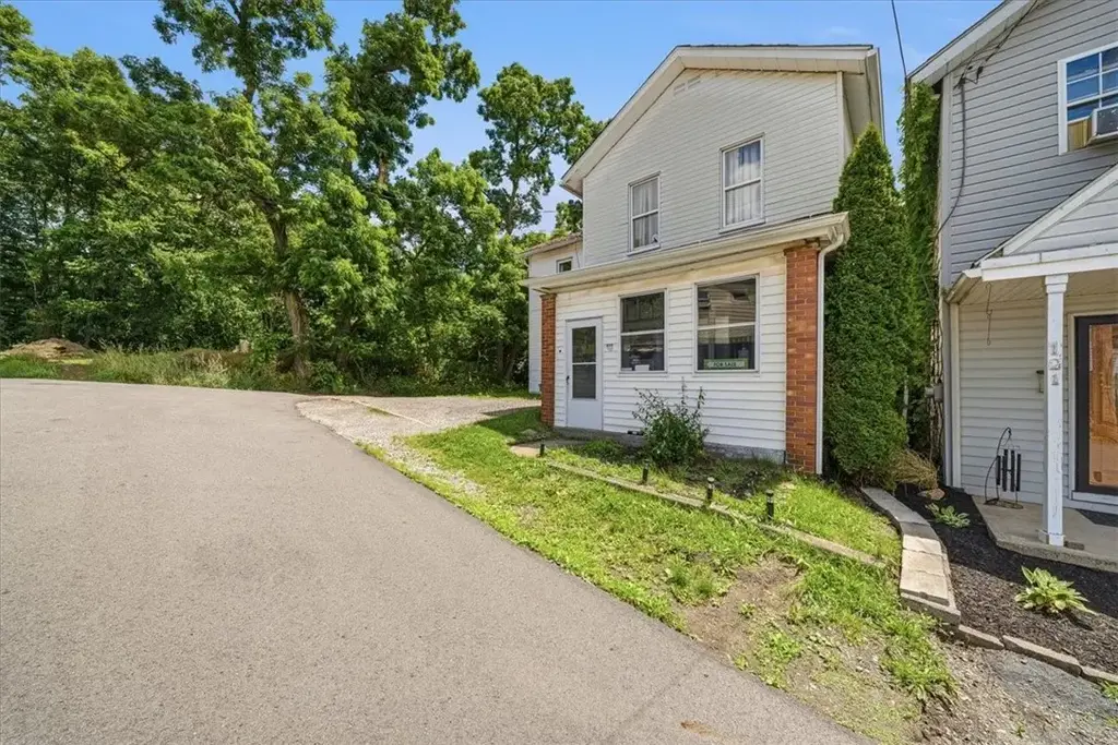 125 Atlas Avenue , East Rochester
