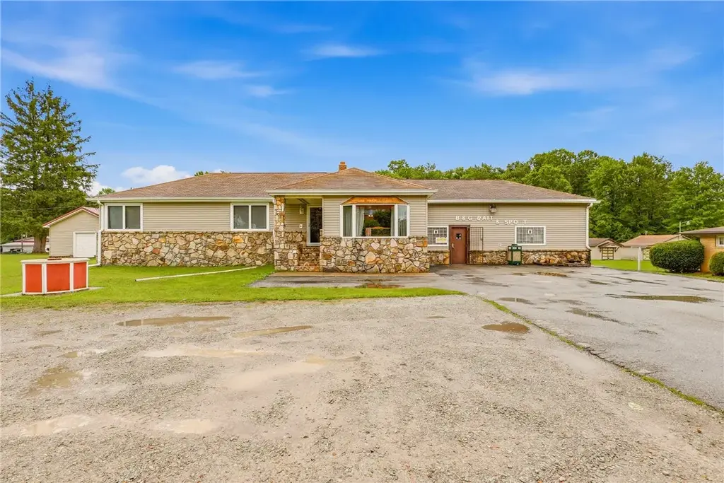 118 Indian Creek Valley Road , Springfield