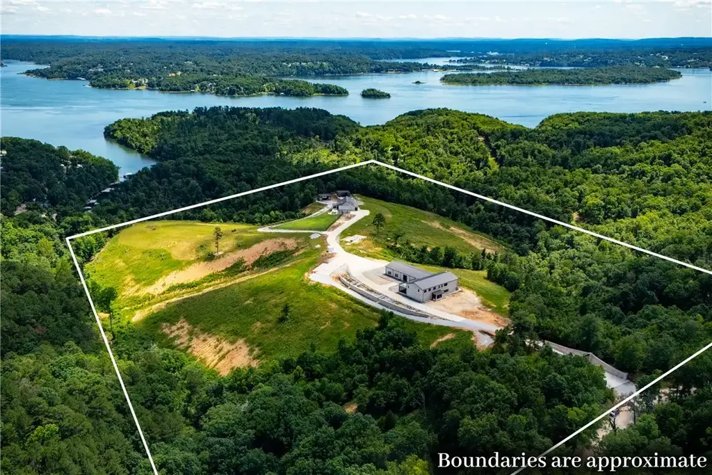 10257 Broken Bow Trail, Rogers