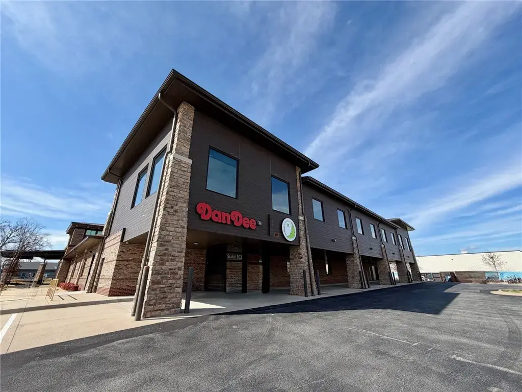 2701 J Street 201, Bentonville