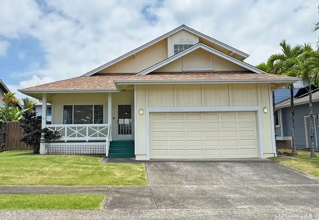 95-1043 Hakala Street, Mililani
