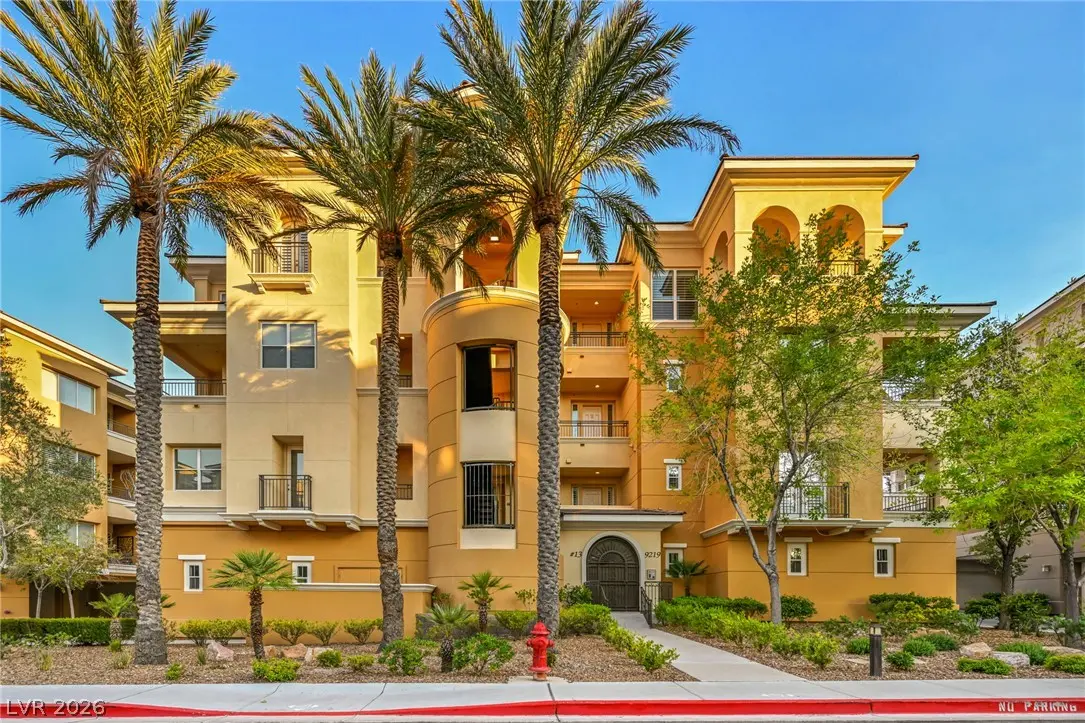 9219 Tesoras Drive 302, Las Vegas