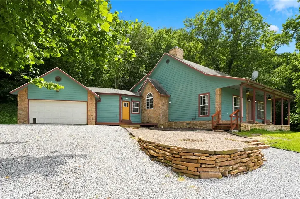 226 Madison 7875, Wesley