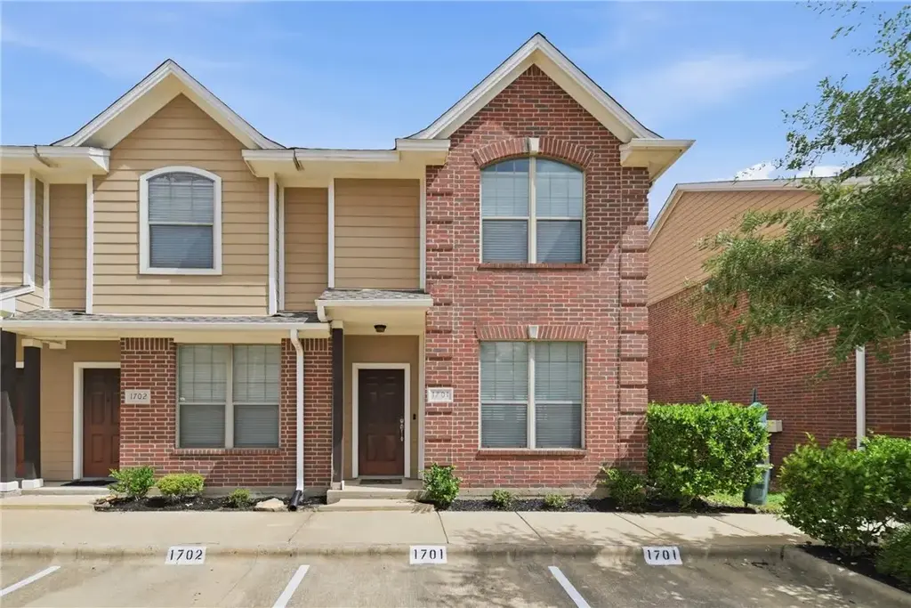 1000 Spring Loop 1701, College Station