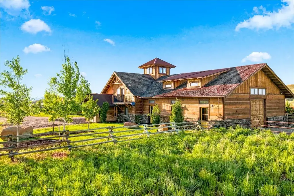 326 Rocky Mountain Way, Deer Lodge