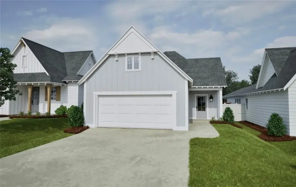 1043 Woodland Ln, Opelika
