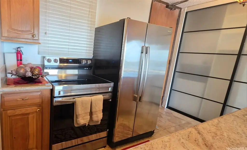 (unit #2108) 98-99 Uao Place, Aiea