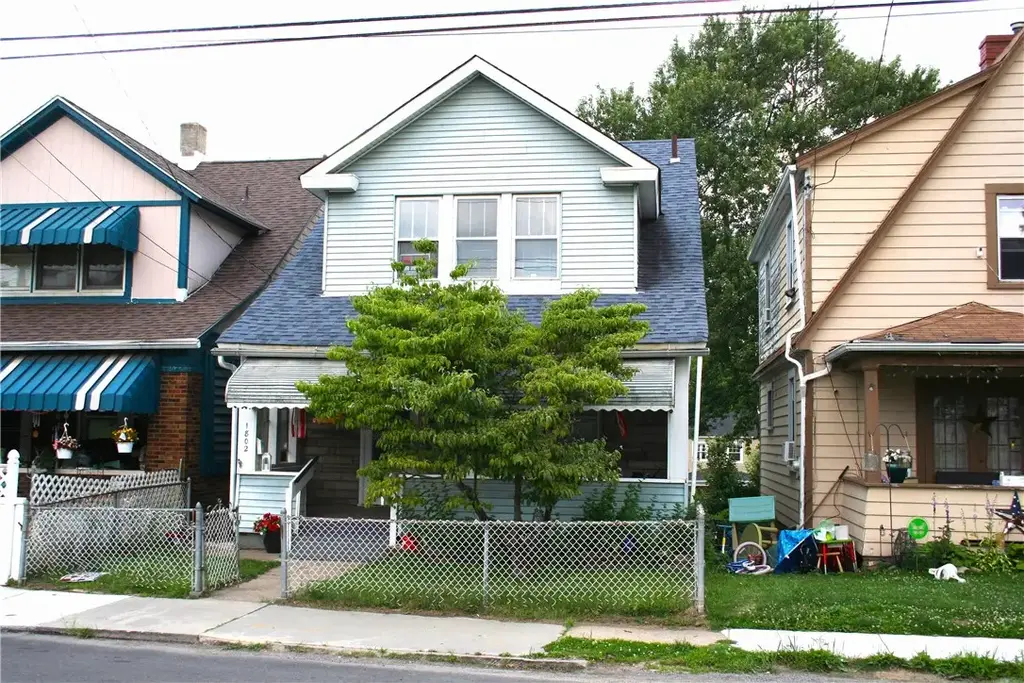 1802 Freemont Street , McKeesport