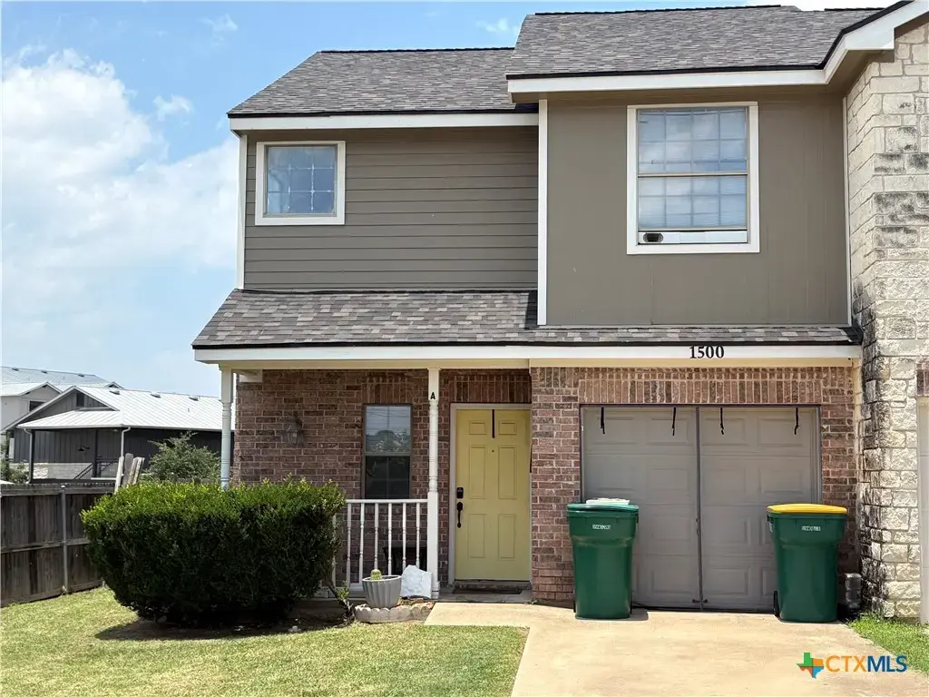1500 Claremont Circle A, Marble Falls