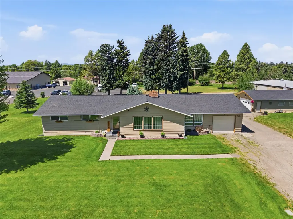2652 Hwy 2 E, Kalispell