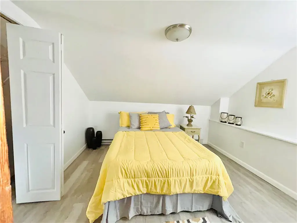 86 Appleton St # 3r, Providence
