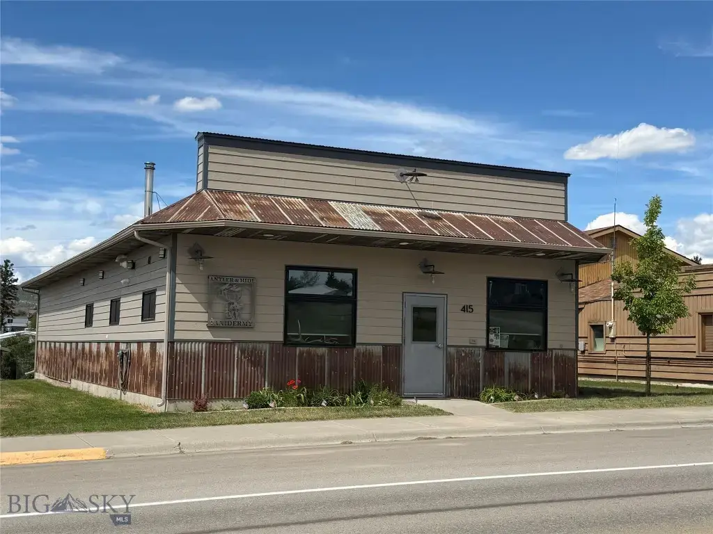 415 E Main Street, White Sulphur Springs