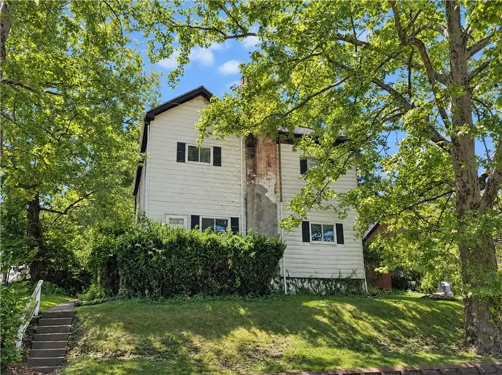 726 9th Avenue , Munhall