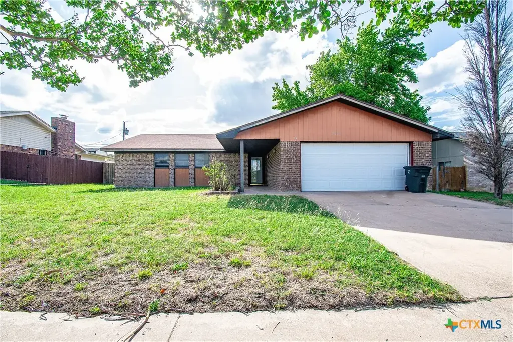 2001 Eisenhower Drive, Killeen
