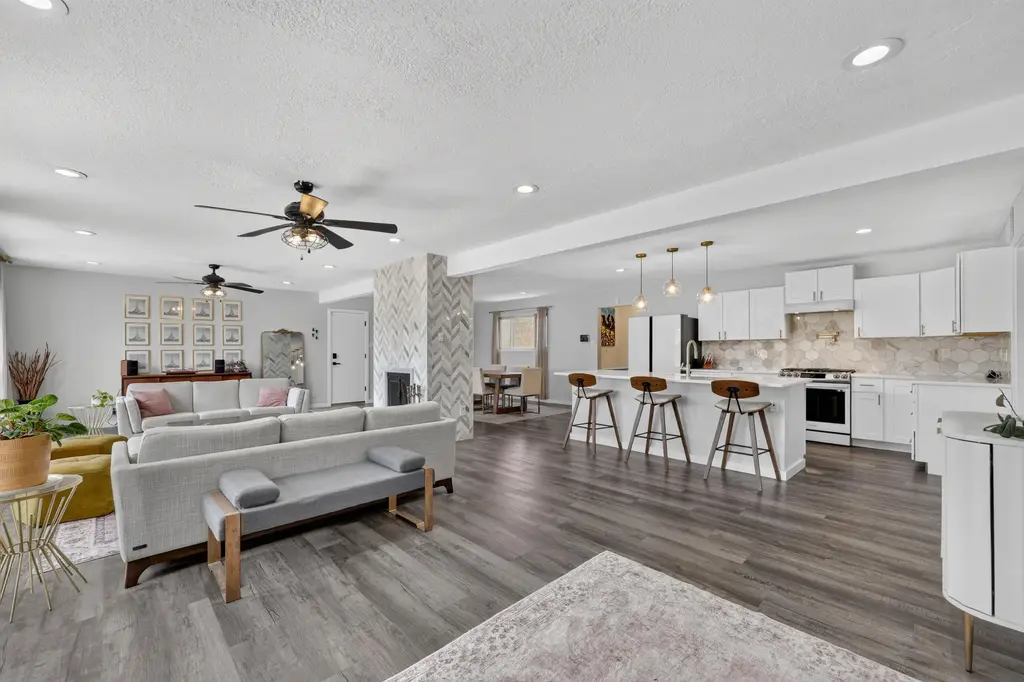 5817 Western Trail Nw, Albuquerque