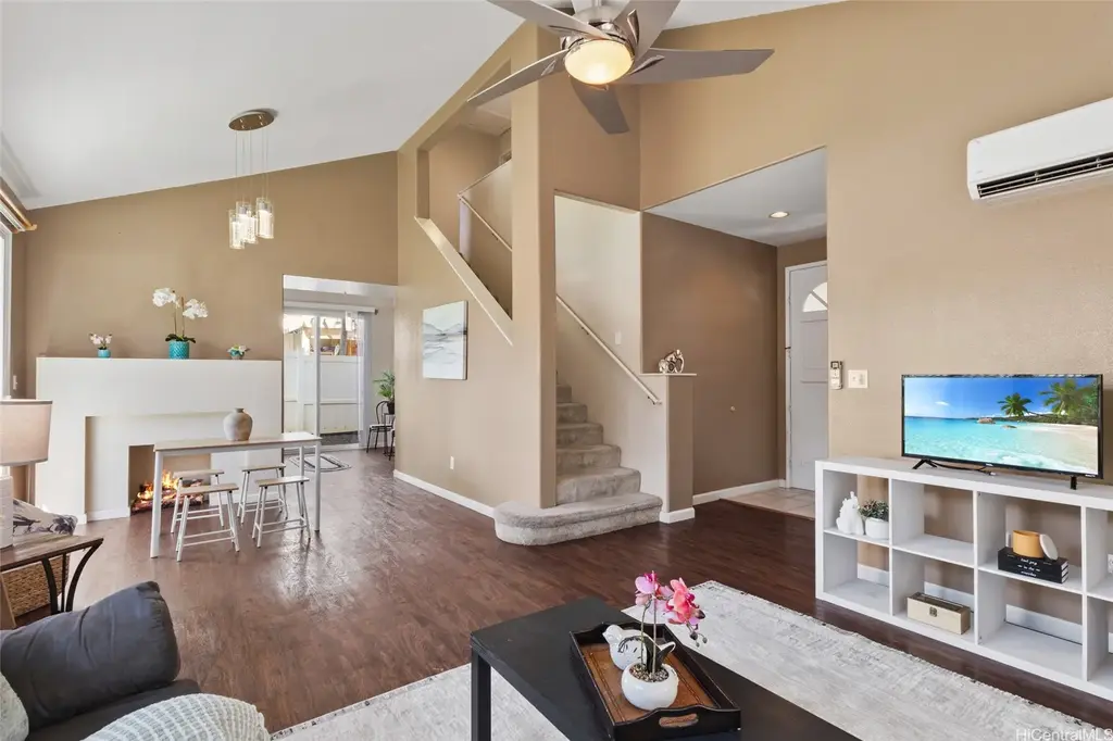 91-1060 Aukahi Street, Kapolei