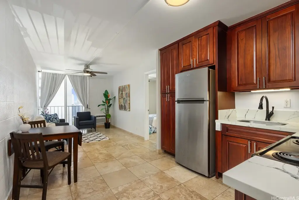 (unit #205) 901 Prospect Street, Honolulu