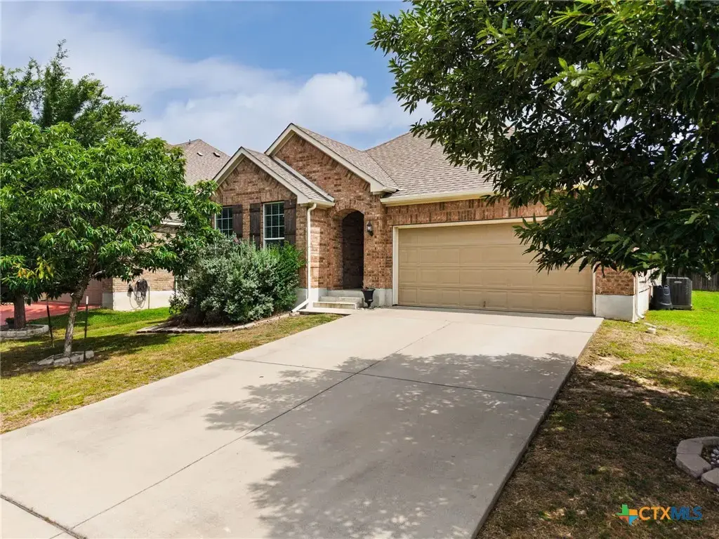 827 Old World Drive, Harker Heights