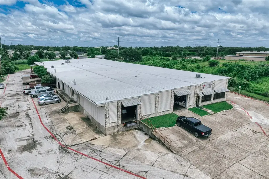 748 N Harvey Mitchell Parkway, Bryan